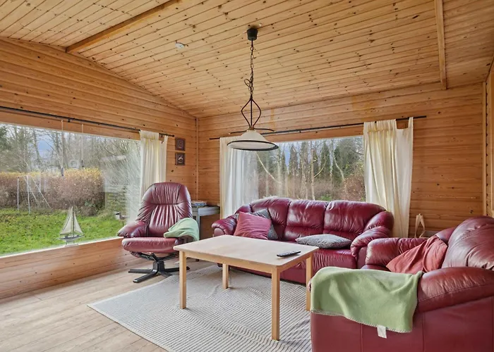 Cozy Near The Water *